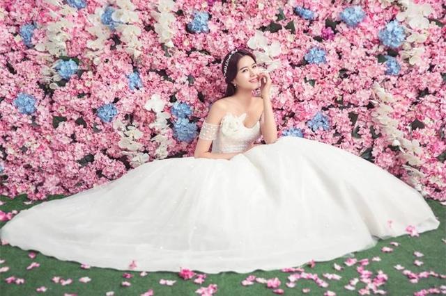 父亲为女儿出嫁写请帖范文